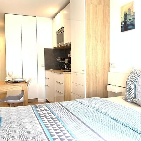 M11 Le Vieux Massyrer600Morly20 Minnetflixneuf Массі Екстер'єр фото